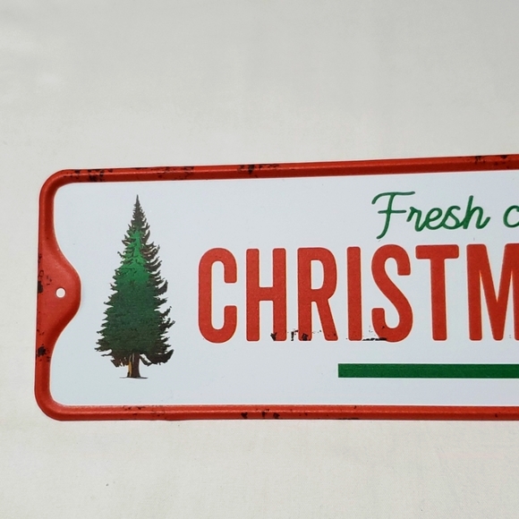 Farmhouse Christmas Metal Tin Sign "Fresh Cut Christmas Tree" Rustic Decor NEW! - Picture 2 of 9